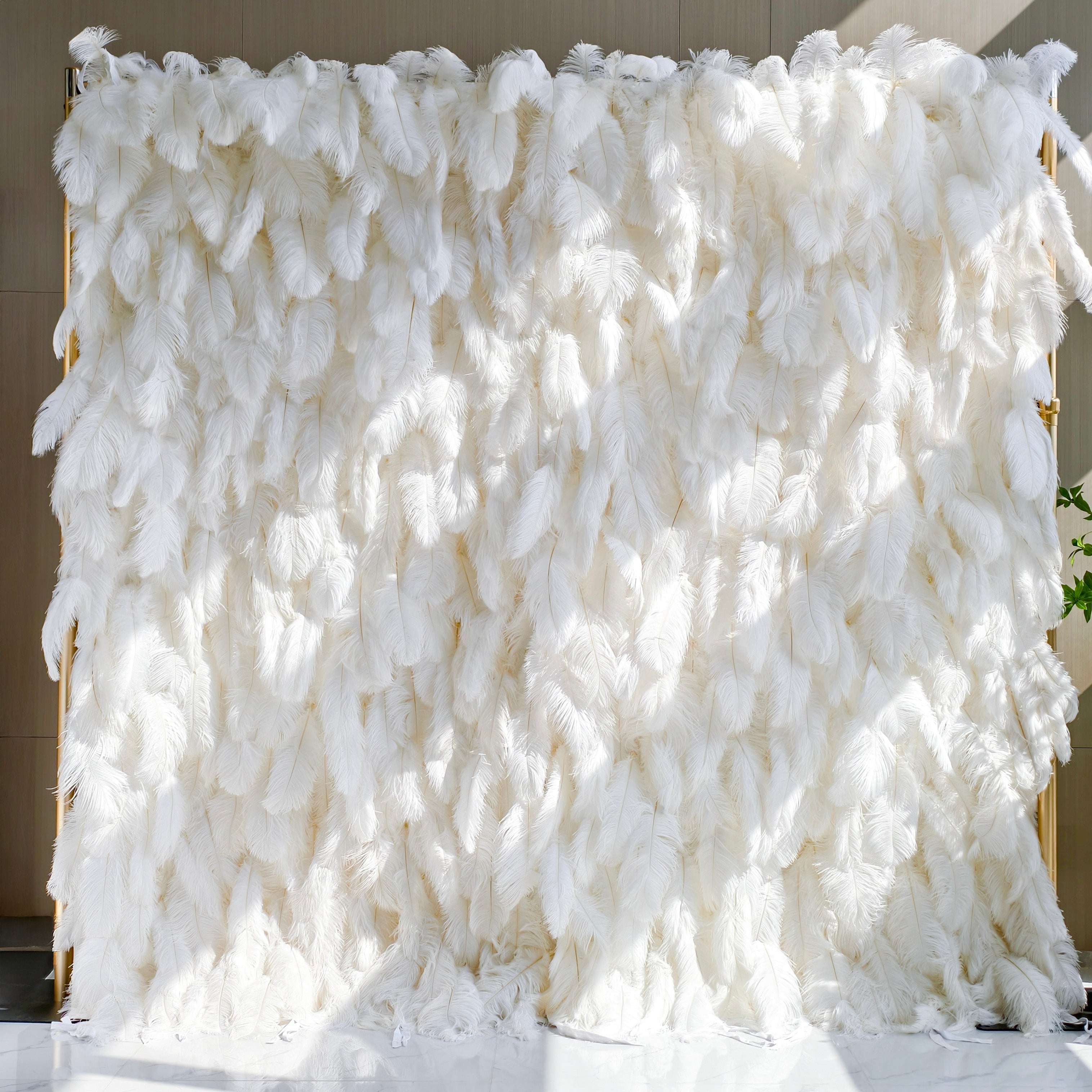 🔥[Hot sale]🔥 Artificial Floral Wall Backdrop: Celestial White Feather Dreamscape